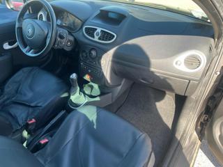 RENAULT Clio usata, con Chiusura centralizzata