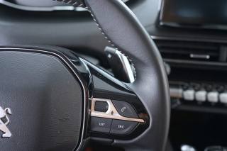 PEUGEOT 5008 usata, con Freno di stazionamento elettrico