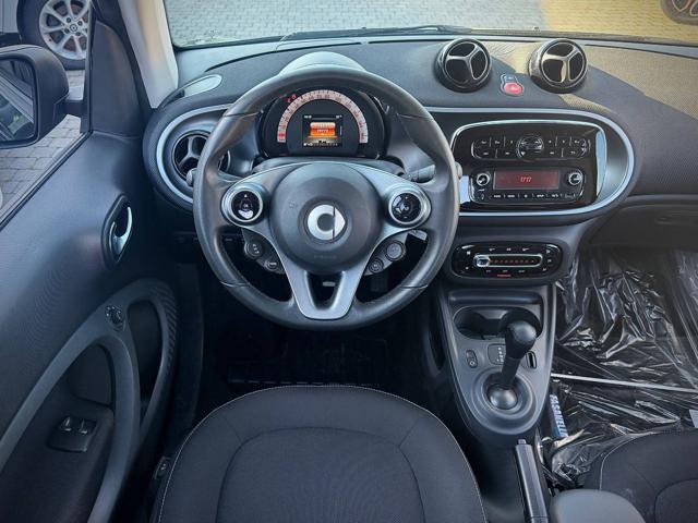 SMART ForTwo usata, con USB