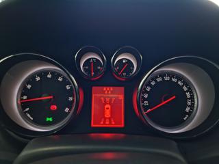 OPEL Zafira Tourer usata, con Lettore CD