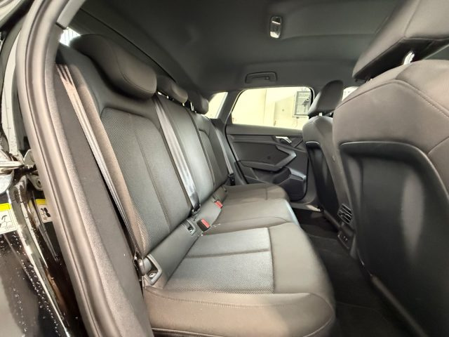 AUDI A3 usata, con Sensori di parcheggio posteriori