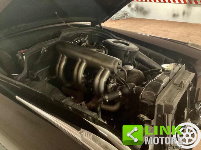 MERCEDES-BENZ 220 usata 29