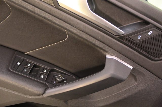 VOLKSWAGEN Tiguan usata, con Sistema di navigazione