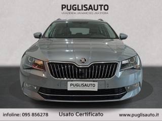 SKODA Superb usata, con Airbag