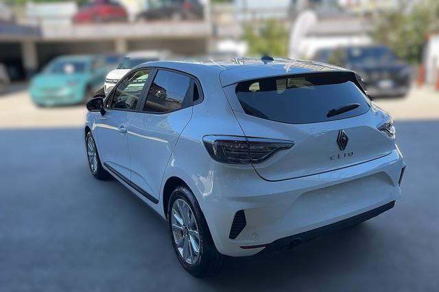RENAULT Clio usata, con Alzacristalli elettrici