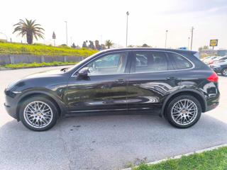 PORSCHE Cayenne usata, con Autoradio