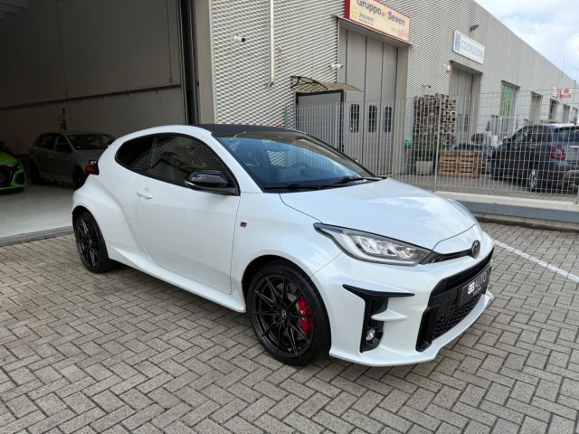 TOYOTA Yaris usata, con Alzacristalli elettrici