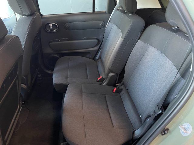 HYUNDAI INSTER usata, con Autoradio