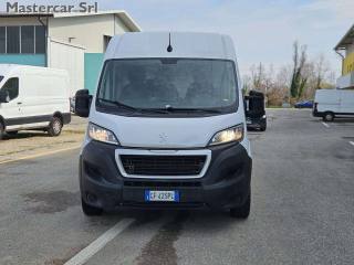 PEUGEOT Boxer usata, con Airbag