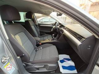 VOLKSWAGEN Passat Variant usata, con Cerchi in lega
