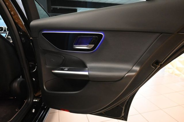 MERCEDES-BENZ C 300 usata 50