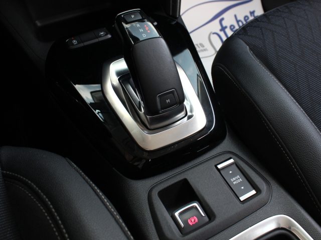 OPEL Corsa usata, con Bluetooth