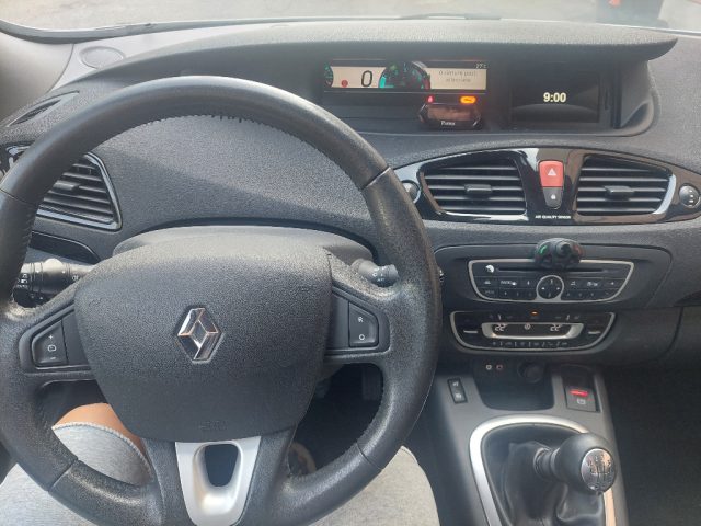 RENAULT Scenic usata, con Boardcomputer