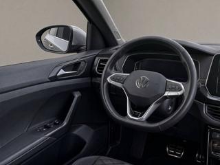 VOLKSWAGEN T-Cross usata, con USB