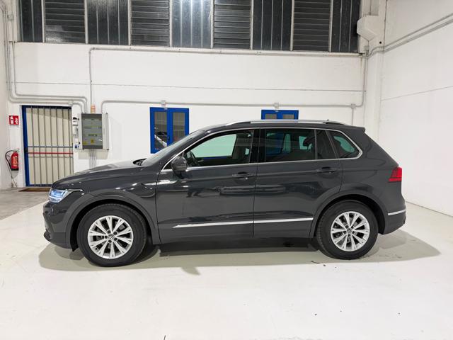 VOLKSWAGEN Tiguan usata, con Airbag
