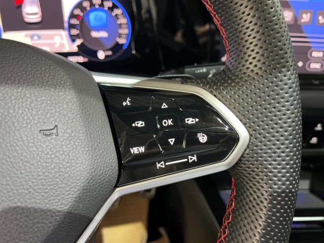 VOLKSWAGEN Golf usata, con Volante in pelle