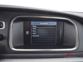 VOLVO V40 usata 14