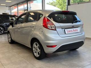 FORD Fiesta usata, con Autoradio