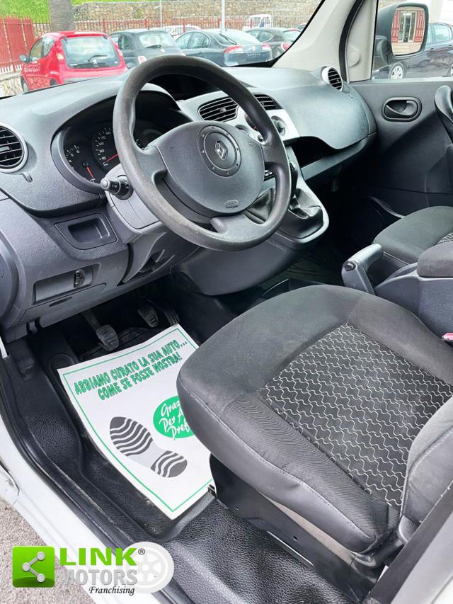RENAULT Kangoo usata, con Autoradio