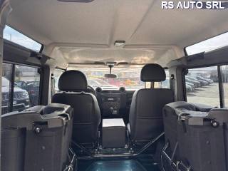 LAND ROVER Defender usata 9