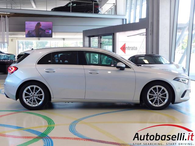 MERCEDES-BENZ A 180 usata, con Leve al volante