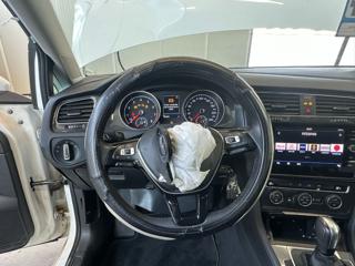 VOLKSWAGEN Golf usata, con Servosterzo