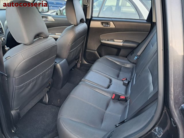 SUBARU Forester usata 4
