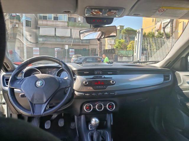 ALFA ROMEO Giulietta usata, con Autoradio