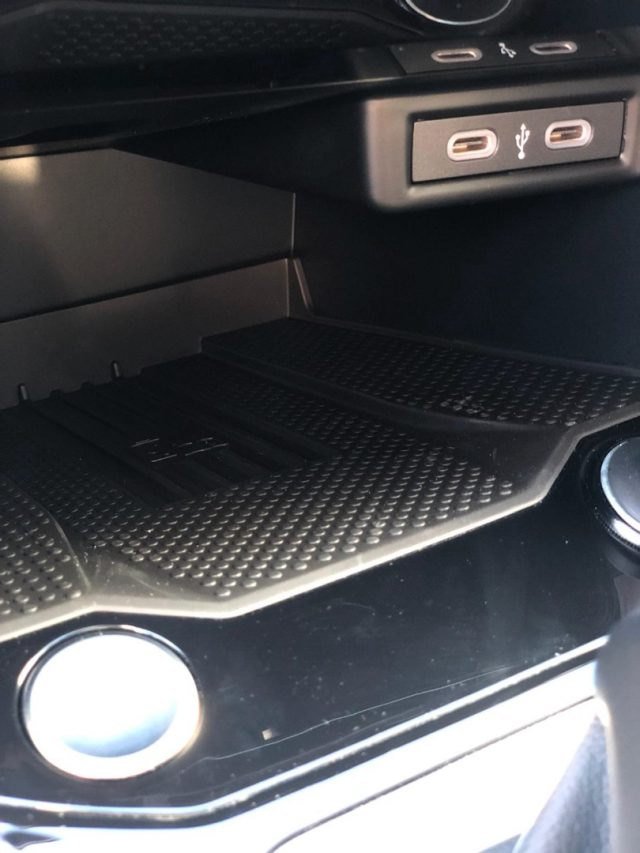 VOLKSWAGEN T-Roc usata, con Bracciolo