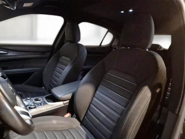 ALFA ROMEO Stelvio usata, con Cerchi in lega