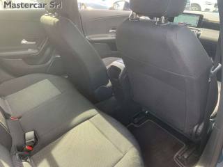 MERCEDES-BENZ CLA 180 usata, con Volante in pelle