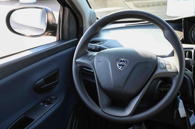 LANCIA Ypsilon usata, con MP3