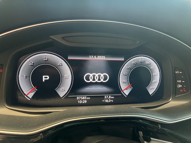 AUDI Q8 usata 13