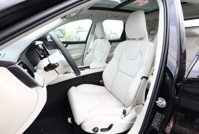 VOLVO XC60 usata, con Alzacristalli elettrici