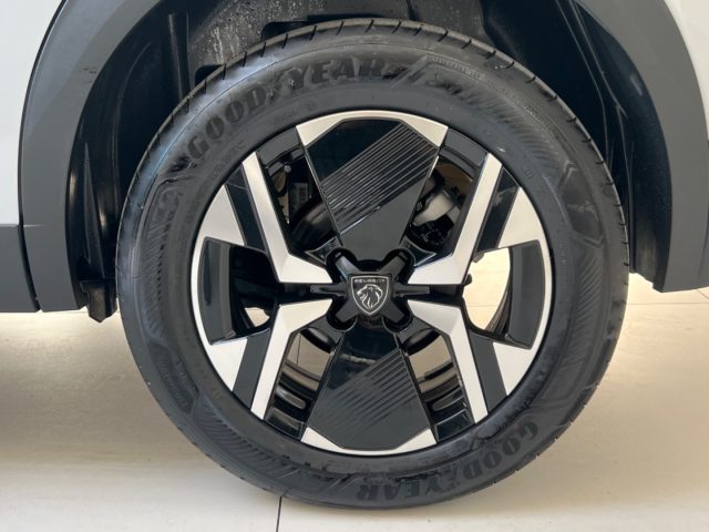 PEUGEOT 2008 usata, con Sensore di pioggia