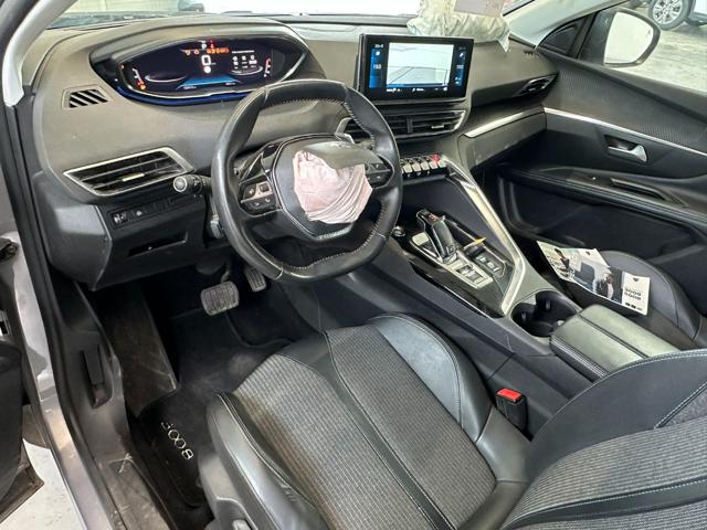 PEUGEOT 3008 usata, con Park Distance Control