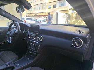 MERCEDES-BENZ A 180 usata, con Alzacristalli elettrici