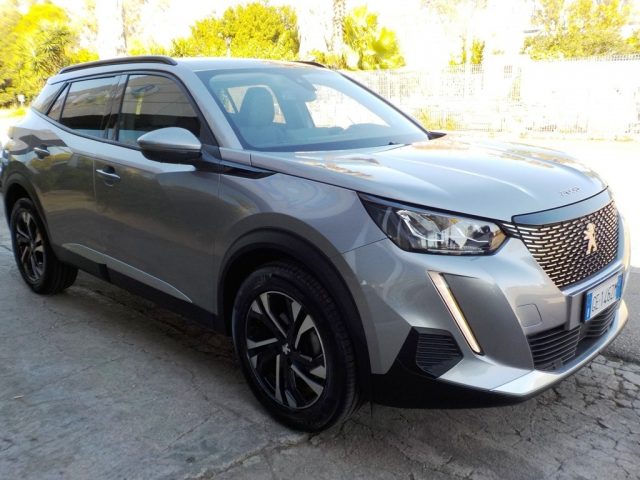 PEUGEOT 2008 usata, con Airbag
