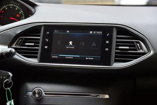 PEUGEOT 308 usata, con Specchietti laterali elettrici