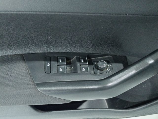 VOLKSWAGEN Polo usata, con Specchietti laterali elettrici