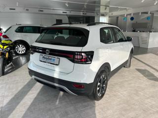 VOLKSWAGEN T-Cross usata, con Autoradio
