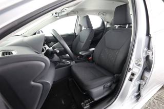 TOYOTA Yaris usata 8