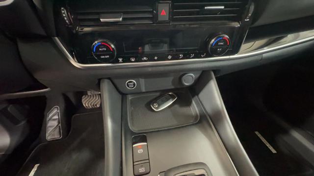 NISSAN Qashqai usata, con Park Distance Control