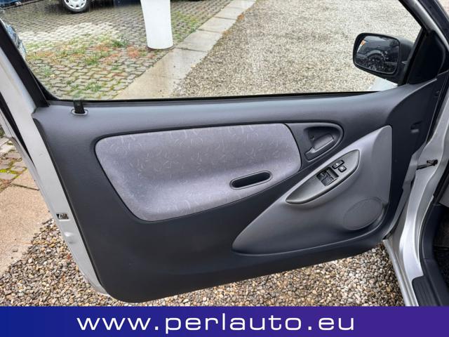 TOYOTA Yaris usata, con Immobilizzatore elettronico