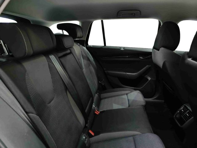 SKODA Octavia usata, con Sensori di parcheggio posteriori