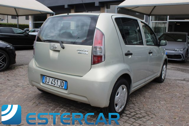 DAIHATSU Sirion usata, con Airbag