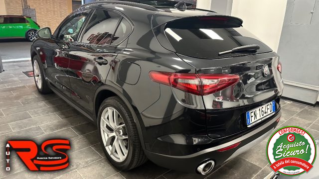 ALFA ROMEO Stelvio usata, con Cerchi in lega