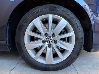 VOLKSWAGEN Passat Variant usata, con Cerchi in lega
