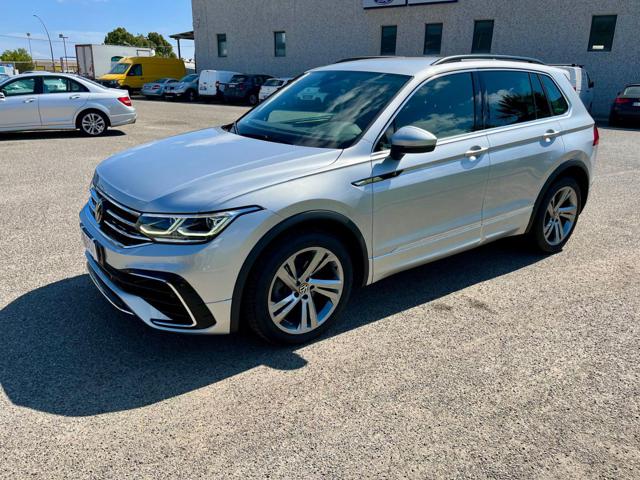 VOLKSWAGEN Tiguan usata, con Airbag laterali