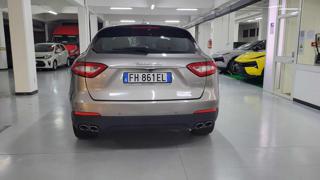 MASERATI Levante usata, con Alzacristalli elettrici